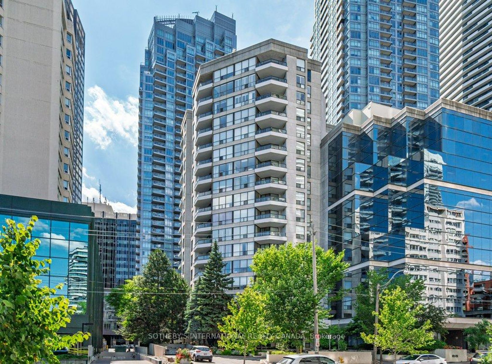 1105 - 30 Holly Street, Mount Pleasant West, Toronto 
