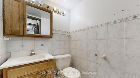 Photo 8 at 913 - 31 Four Winds Drive, York University Heights, Toronto
