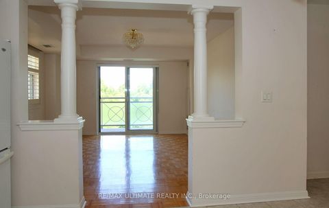 Photo 10 at 307 - 2500 Rutherford Road, Maple, Vaughan