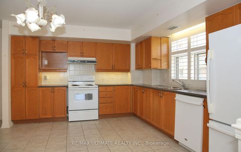 Photo 14 at 307 - 2500 Rutherford Road, Maple, Vaughan Photo 14 at 307 - 2500 Rutherford Road, Maple, Vaughan