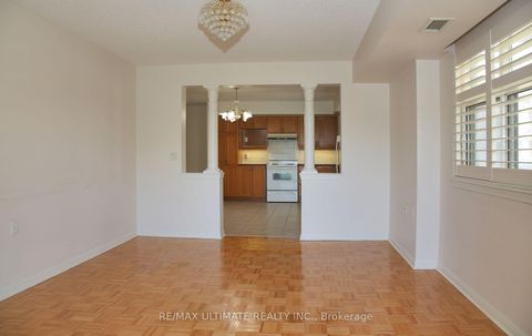 Photo 15 at 307 - 2500 Rutherford Road, Maple, Vaughan