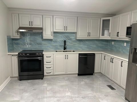 Photo 2 at 87 Pandora Circle, Woburn, Toronto
