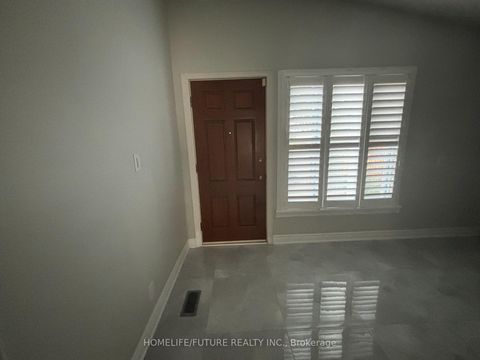 Photo 3 at 87 Pandora Circle, Woburn, Toronto