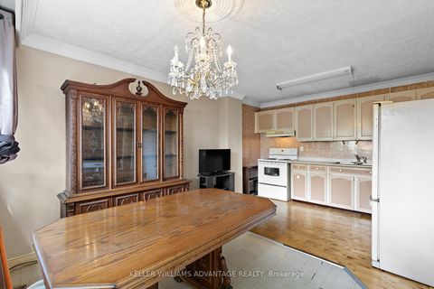 Photo 4 at 1 - 10 Sentinel Road, York University Heights, Toronto