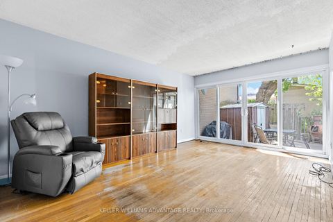 Photo 11 at 1 - 10 Sentinel Road, York University Heights, Toronto
