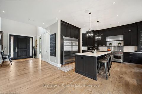 Photo 15 at 1247 Wood Place, WO West, Oakville