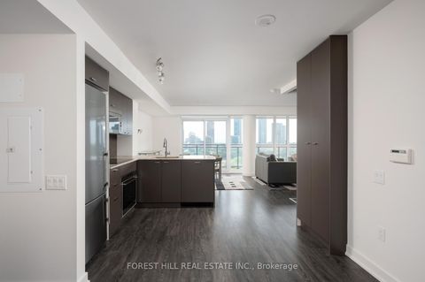 Photo 11 at 1005E - 78 Tecumseth Street, Niagara, Toronto