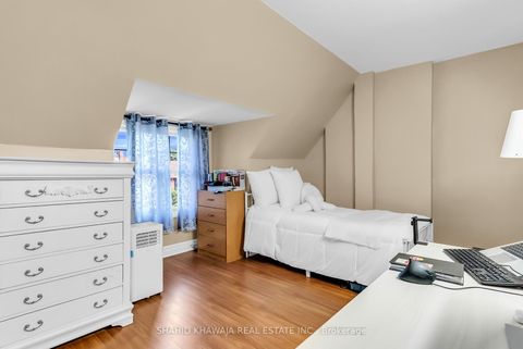 Photo 19 at 58 Pauline Avenue, Junction, Toronto