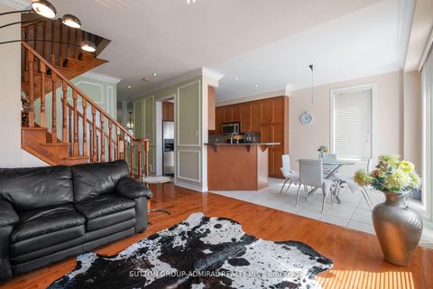 Photo 16 at 11 Thistle Avenue, Jefferson, Richmond Hill