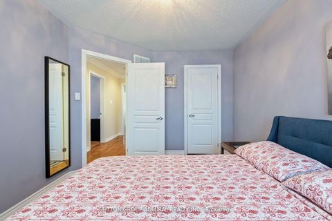 Photo 23 at 11 Thistle Avenue, Jefferson, Richmond Hill