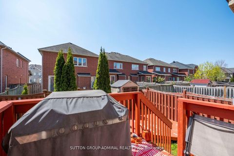 Photo 36 at 11 Thistle Avenue, Jefferson, Richmond Hill