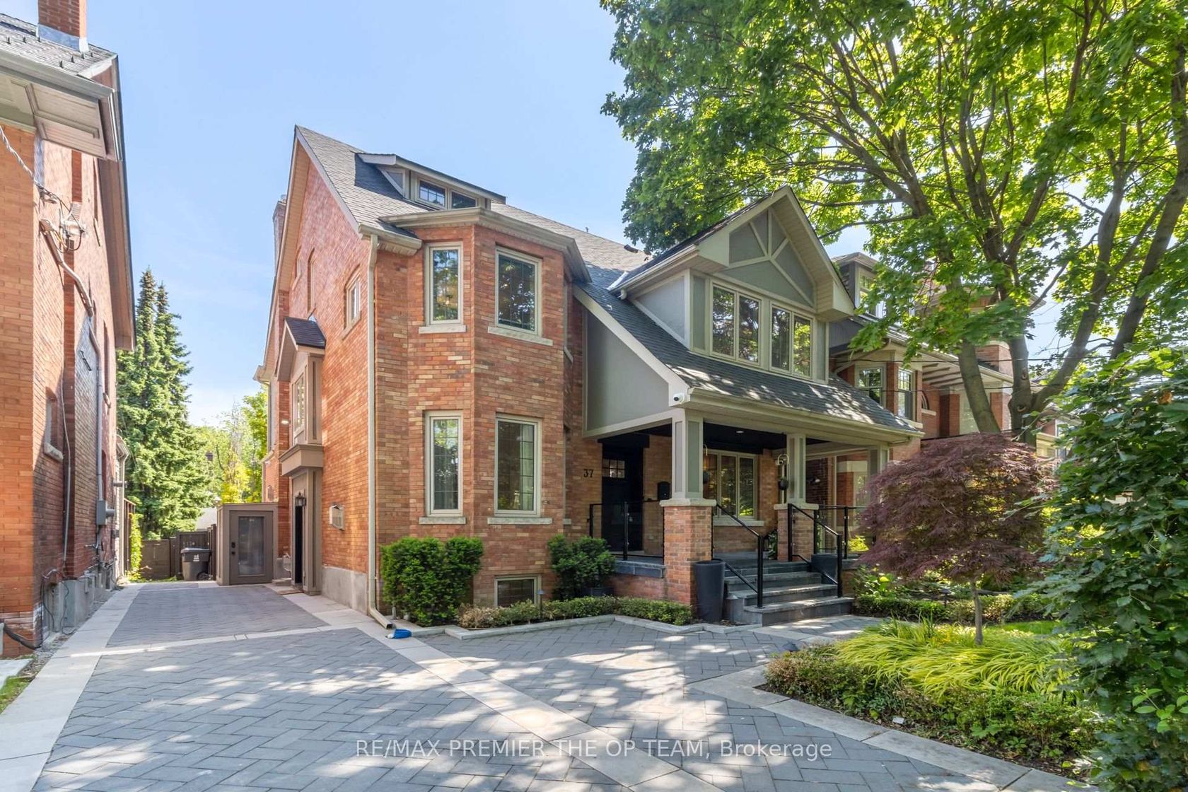 37 St Andrews Gardens, Moore Park, Toronto 