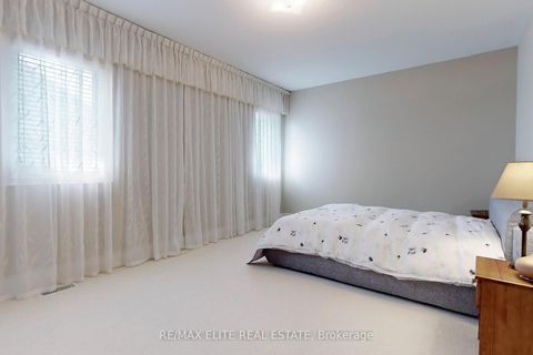 Photo 42 at 59 Carisbrooke Circle, Bayview Southeast, Aurora