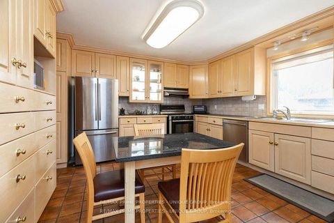 Photo 10 at 173 Ridley Boulevard, Nortown, Toronto