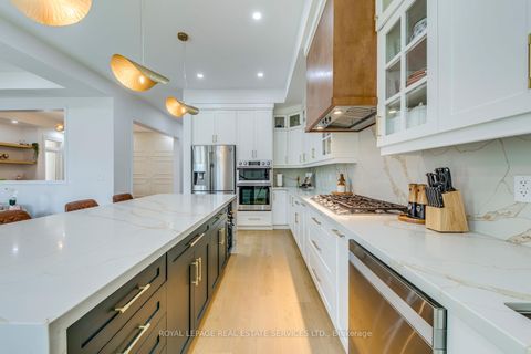 Photo 15 at 3450 Post Road, GO Glenorchy, Oakville