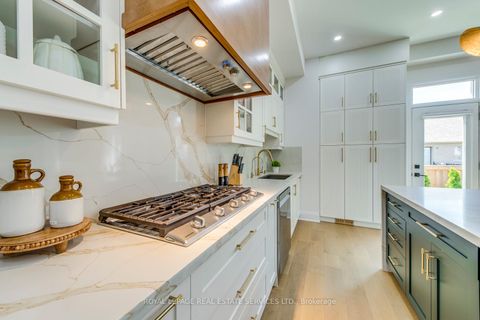 Photo 18 at 3450 Post Road, GO Glenorchy, Oakville