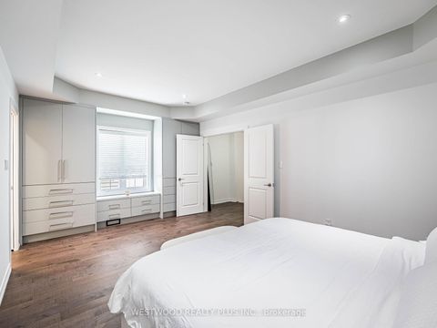 Photo 25 at 9 Caliber Court, Nobleton, King