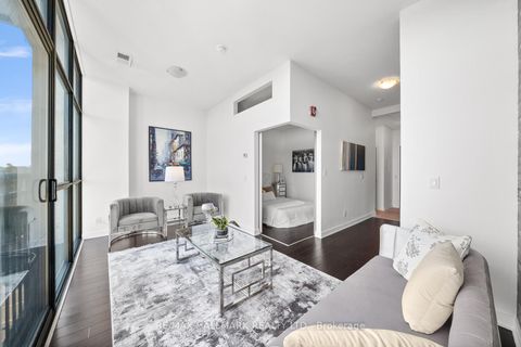 Photo 8 at 403 - 10376 Yonge Street, Crosby, Richmond Hill