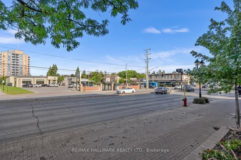 Photo 24 at 403 - 10376 Yonge Street, Crosby, Richmond Hill