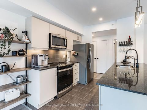 Photo 20 at 211 - 10 Culinary Lane, Rural Barrie Southeast, Barrie