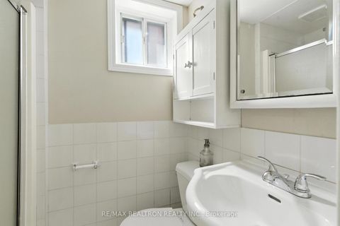 Photo 14 at 498 Midland Avenue, Cliffside, Toronto