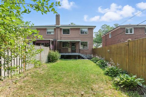 Photo 20 at 498 Midland Avenue, Cliffside, Toronto