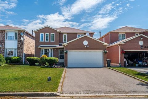 Photo 0 at 17 Lavery Trail, Highland Creek, Toronto