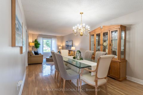 Photo 9 at 17 Lavery Trail, Highland Creek, Toronto