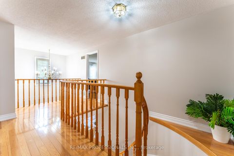 Photo 21 at 17 Lavery Trail, Highland Creek, Toronto