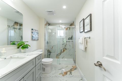 Photo 37 at 17 Lavery Trail, Highland Creek, Toronto