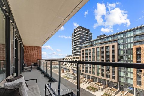 Photo 24 at 627 - 99 Eagle Rock Way, Maple, Vaughan
