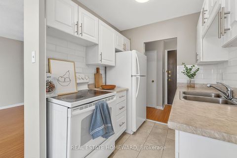 Photo 3 at 708 - 915 Midland Avenue, Eglinton East, Toronto