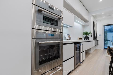Photo 11 at 129 Beaconsfield Avenue, Little Portugal, Toronto
