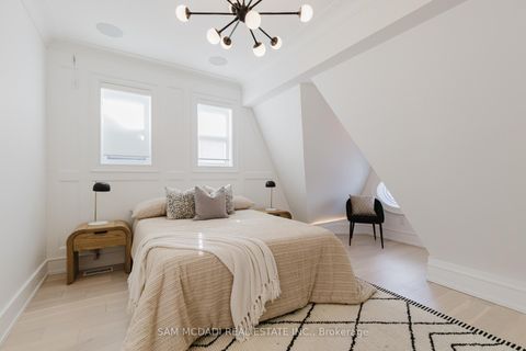 Photo 29 at 129 Beaconsfield Avenue, Little Portugal, Toronto