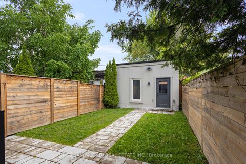 Photo 46 at 129 Beaconsfield Avenue, Little Portugal, Toronto