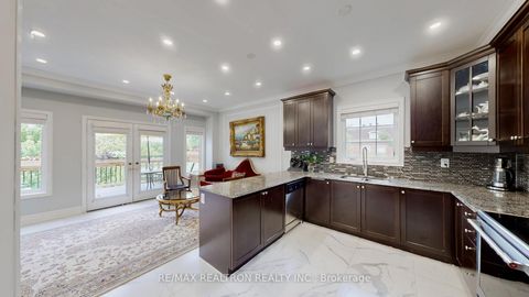 Photo 8 at 72 Headwater Crescent, Oak Ridges, Richmond Hill Photo 8 at 72 Headwater Crescent, Oak Ridges, Richmond Hill