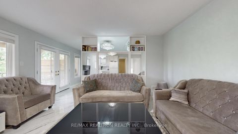 Photo 16 at 72 Headwater Crescent, Oak Ridges, Richmond Hill