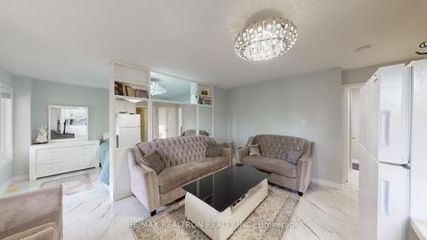 Photo 17 at 72 Headwater Crescent, Oak Ridges, Richmond Hill Photo 17 at 72 Headwater Crescent, Oak Ridges, Richmond Hill