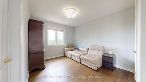 Photo 28 at 72 Headwater Crescent, Oak Ridges, Richmond Hill Photo 28 at 72 Headwater Crescent, Oak Ridges, Richmond Hill