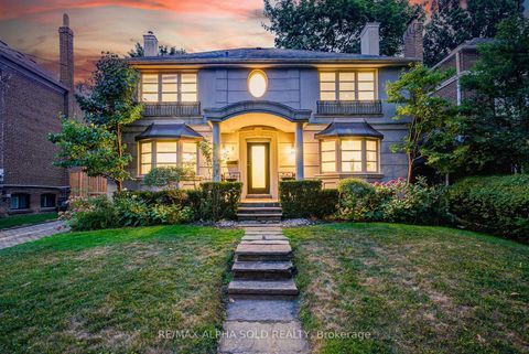 Photo 1 at 3 Silverwood Avenue, Forest Hill South, Toronto