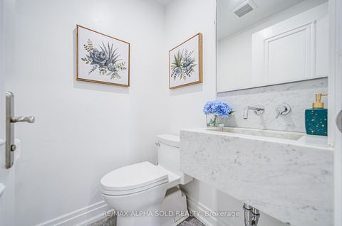 Photo 24 at 3 Silverwood Avenue, Forest Hill South, Toronto