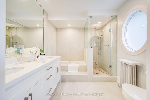 Photo 34 at 3 Silverwood Avenue, Forest Hill South, Toronto