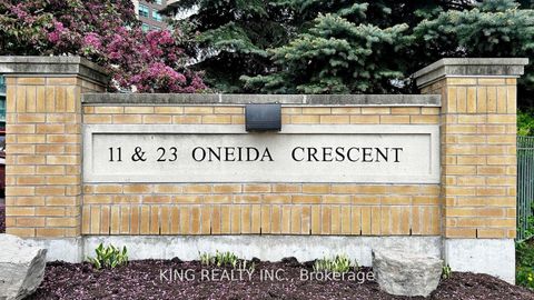 Photo 6 at 901 - 23 Oneida Crescent, Langstaff, Richmond Hill