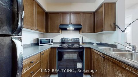 Photo 20 at 901 - 23 Oneida Crescent, Langstaff, Richmond Hill