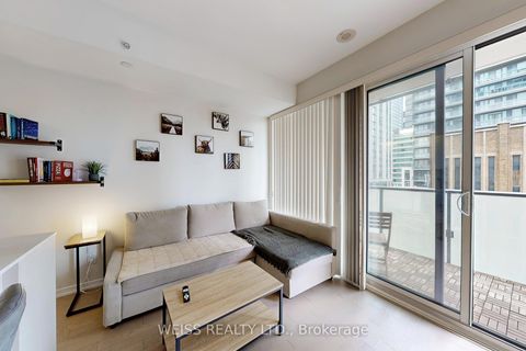 Photo 8 at 1408 - 101 Peter Street W, Waterfront Communities C1, Toronto Photo 8 at 1408 - 101 Peter Street W, Waterfront Communities C1, Toronto