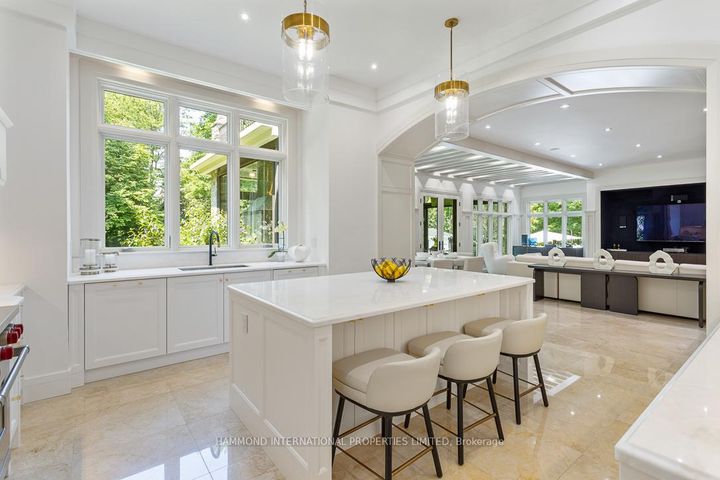 Photo 16 at 40 Golf Avenue, East Woodbridge, Vaughan