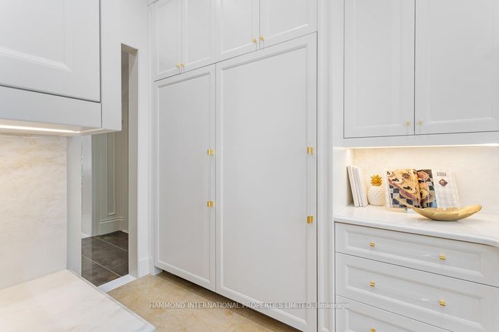 Photo 17 at 40 Golf Avenue, East Woodbridge, Vaughan