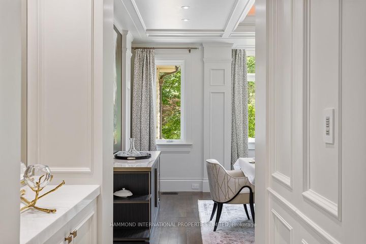 Photo 18 at 40 Golf Avenue, East Woodbridge, Vaughan