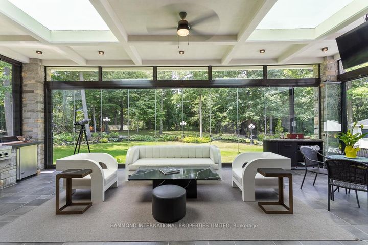 Photo 19 at 40 Golf Avenue, East Woodbridge, Vaughan