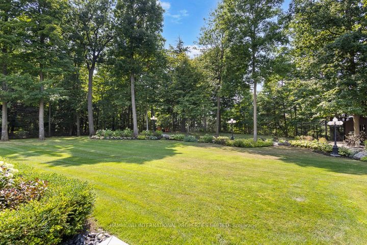 Photo 46 at 40 Golf Avenue, East Woodbridge, Vaughan